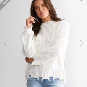 Daytrip Cropped destructed sweater